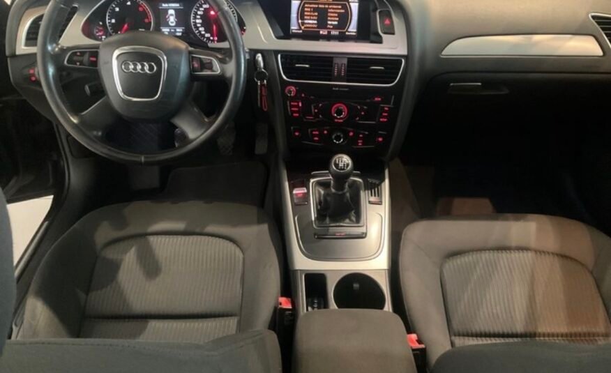 AUDI A4 2.0 TDI SLINE