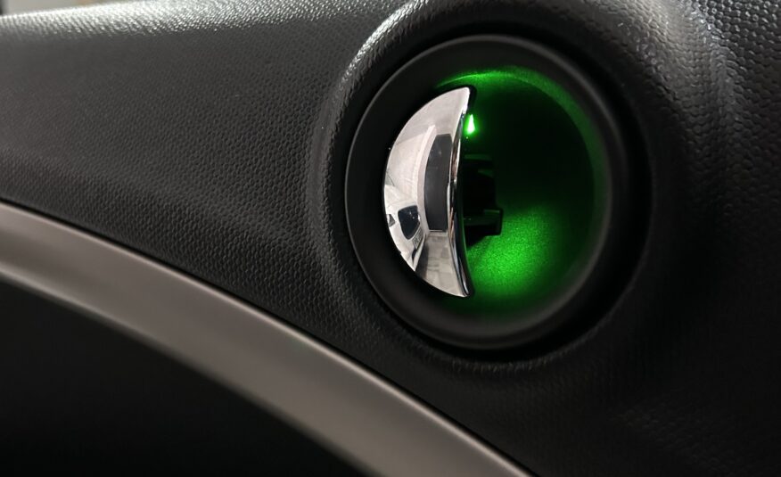 MINI COUNTRYMAN ONE