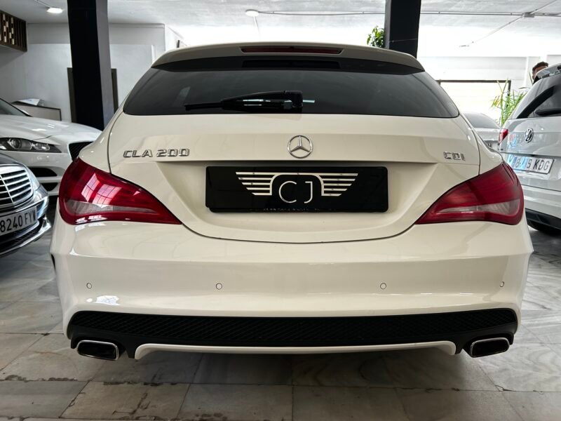 MERCEDES-BENZ CLA SHOOTING BRAKE