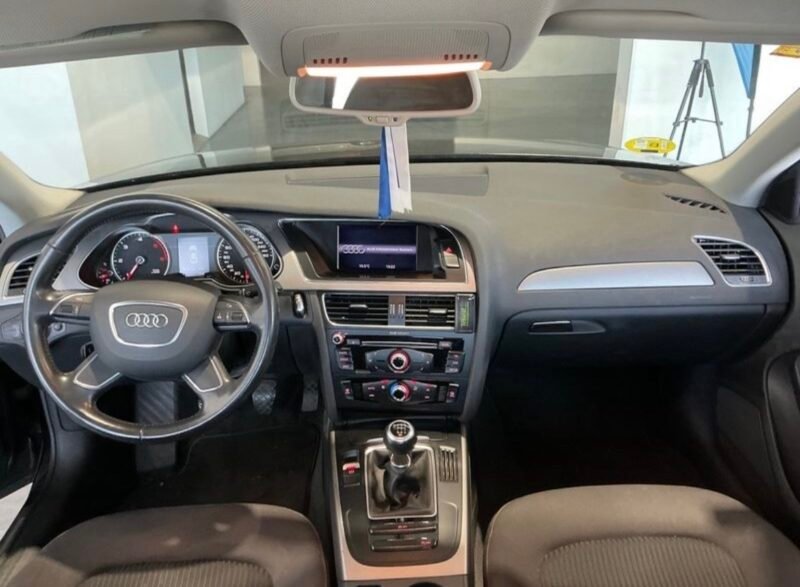 AUDI A4 –